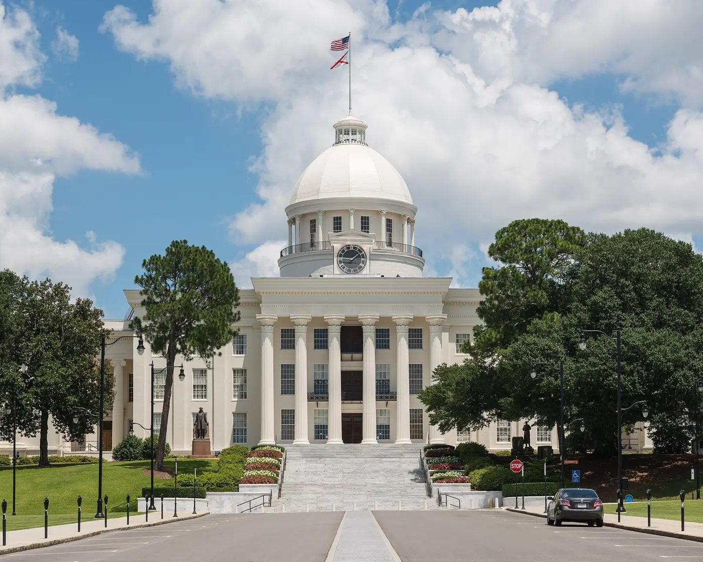 The Alabama State Capitol building